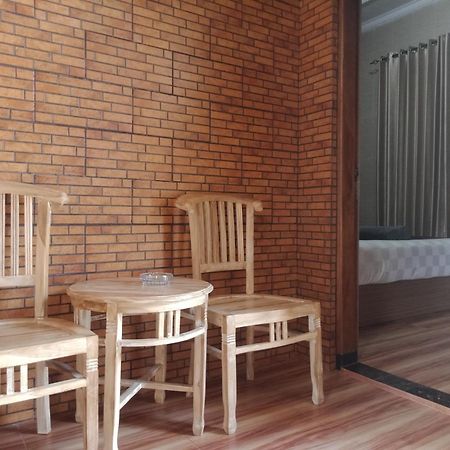 Tirtasuci House Hotel Kuta Lombok Exterior foto